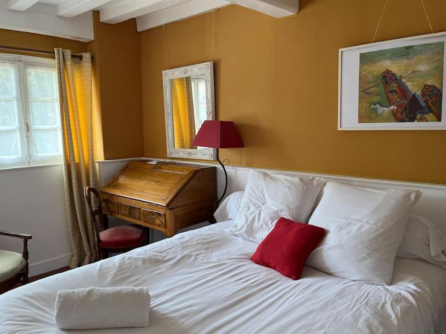 Holiday home Le Colombage, Jolie Longere Pres De Giverny Eure *